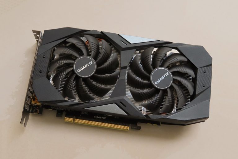 Carte graphique dediee installee dans un PC de bureau, le composant mis en cause par l erreur VIDEO_TDR_FAILURE