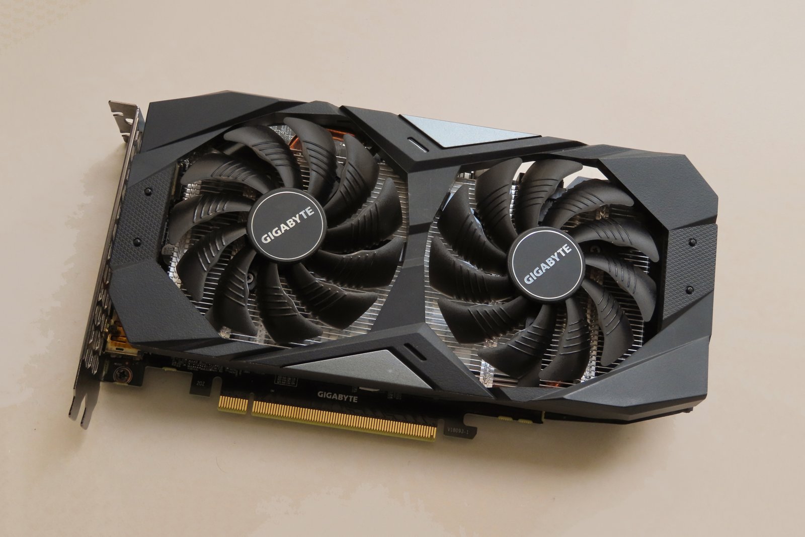 Carte graphique dediee installee dans un PC de bureau, le composant mis en cause par l erreur VIDEO_TDR_FAILURE