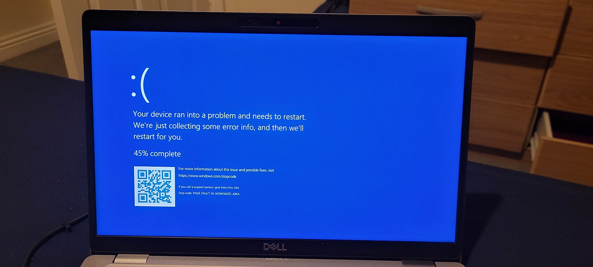 Ecran bleu d'arret de Windows affiche sur un ordinateur portable Dell