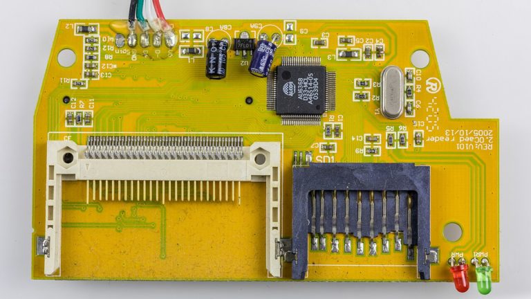 Carte controleur interne d un lecteur de cartes, materiel type concerne par le code 37