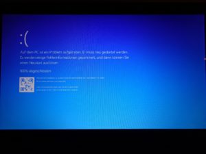 Écran bleu Windows générique affichant un message d'erreur système et un QR code de dépannage