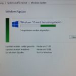 Écran de mise à niveau de Windows affichant une installation de mise à jour en cours