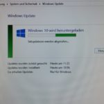 Ecran de mise a niveau de Windows affiche sur un ordinateur pendant une installation