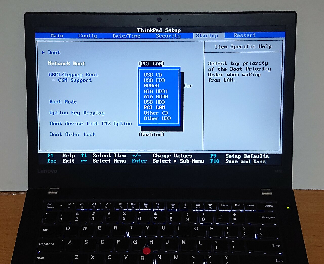 Menu de sélection du périphérique de démarrage dans l'UEFI d'un ordinateur portable ThinkPad