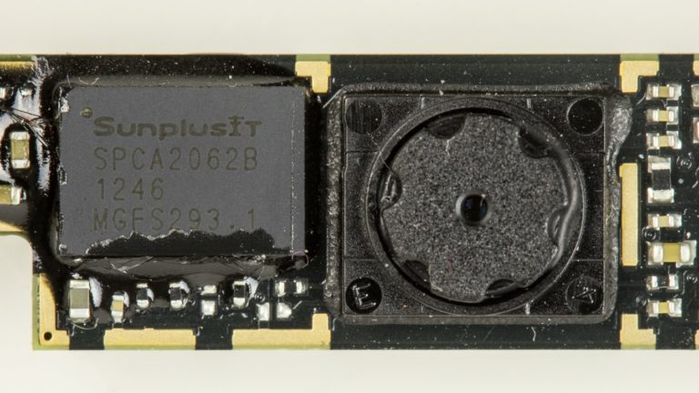 Module de webcam intégrée d'un ordinateur portable avec son capteur et son contrôleur SunplusIT