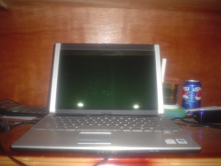 Ordinateur portable Dell équipé d'un lecteur d'empreinte digitale intégré