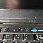 Touches de fonction et boutons de réglage sur le clavier d'un ordinateur portable Lenovo ThinkPad