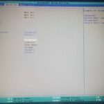 Capture du menu Security d un micrologiciel UEFI InsydeH20 montrant les options de demarrage securise et la gestion des cles