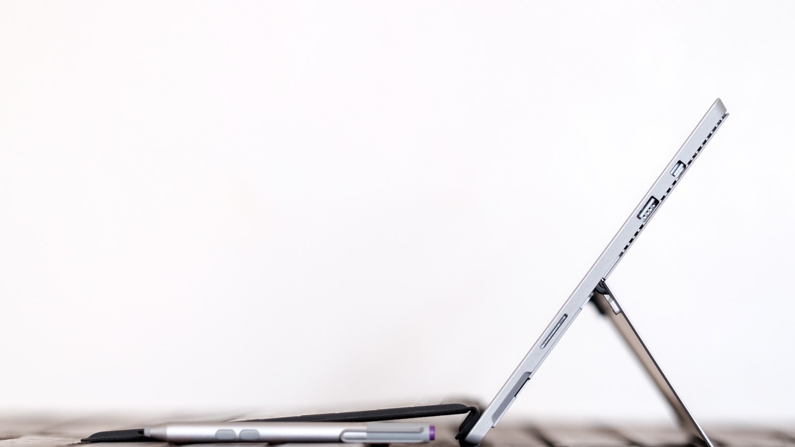 Tablette sous Windows avec clavier détachable et stylet